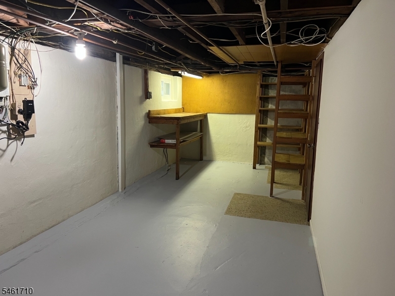 15 Sherman Pl Property Photo 17