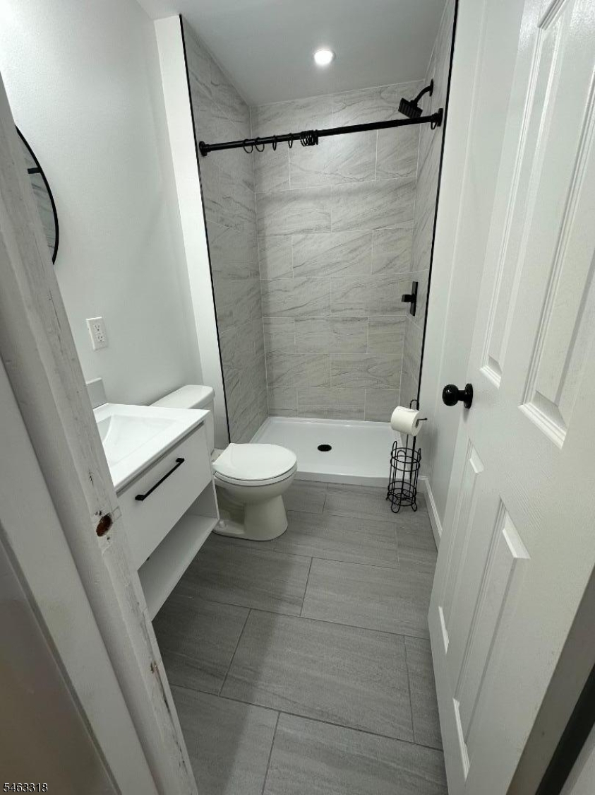 16 Church St 18 Property Photo 23