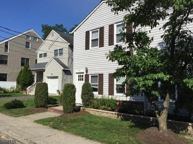 21 Cobb Pl Property Photo 1