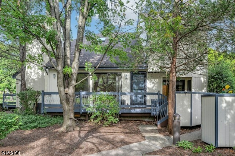 150 Firethorne Trl Ondo Property Photo 1
