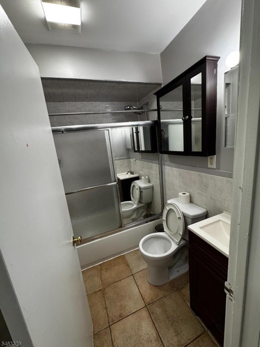 388 Buffalo Ave Property Photo 5