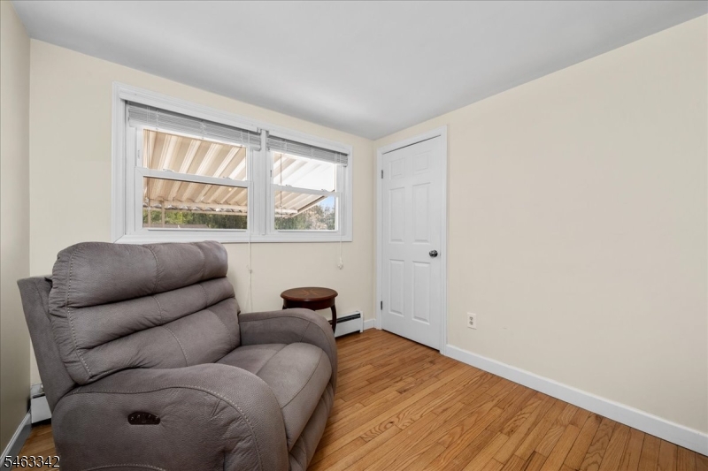 8 Fern Ave Property Photo 24