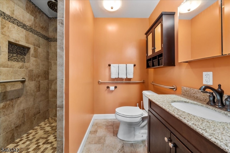 8 Fern Ave Property Photo 30