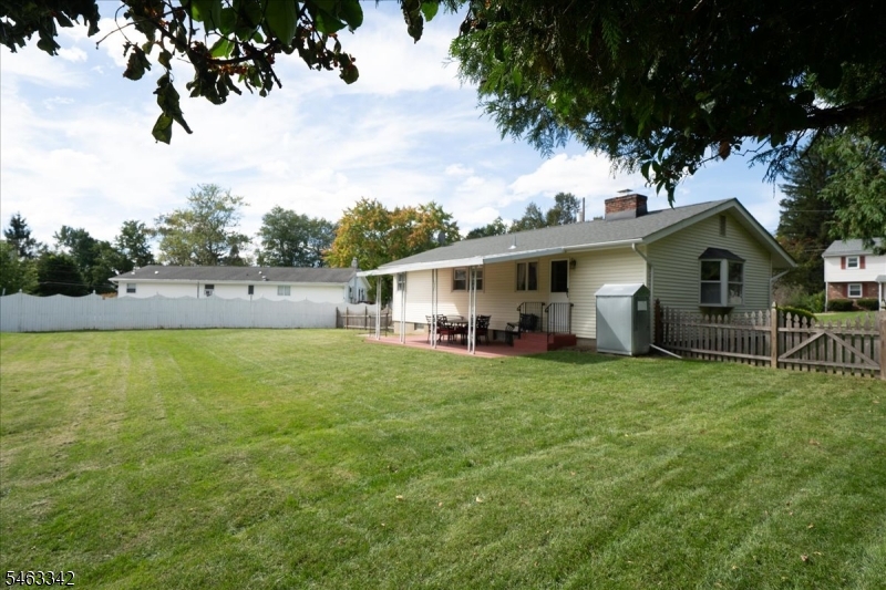 8 Fern Ave Property Photo 48