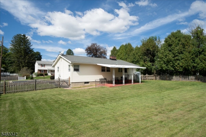 8 Fern Ave Property Photo 49