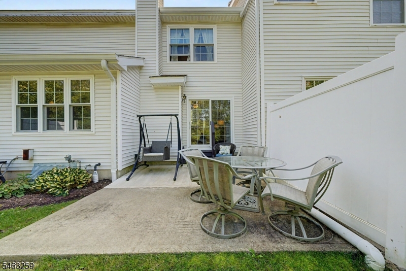 3 Weatherhill Rd Property Photo 22