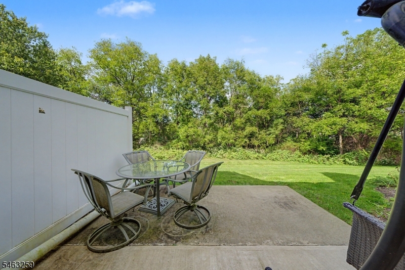 3 Weatherhill Rd Property Photo 23