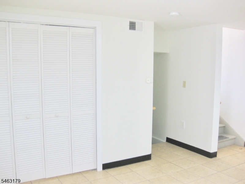 108 Franklin St Property Photo 8