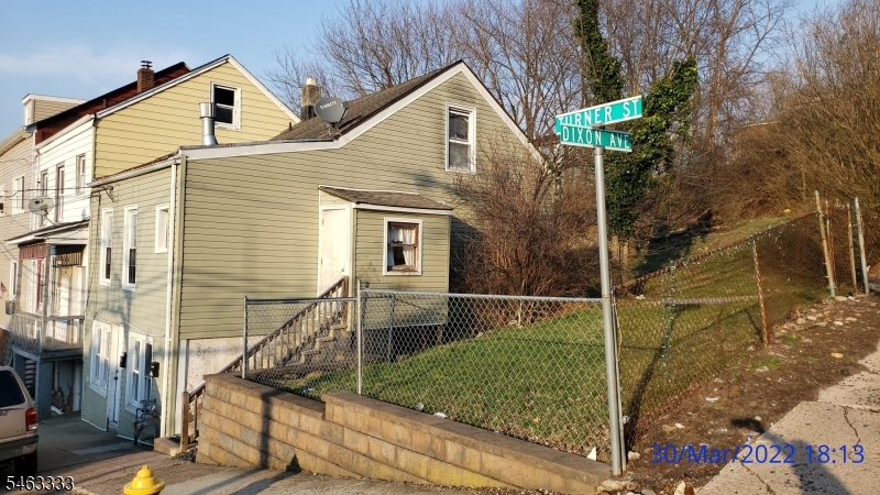 121 Turner St 123 Property Photo 8