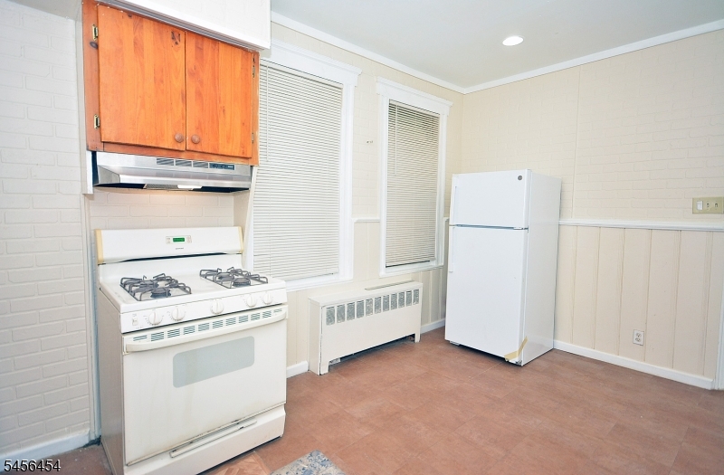 526 Court St Property Photo 12