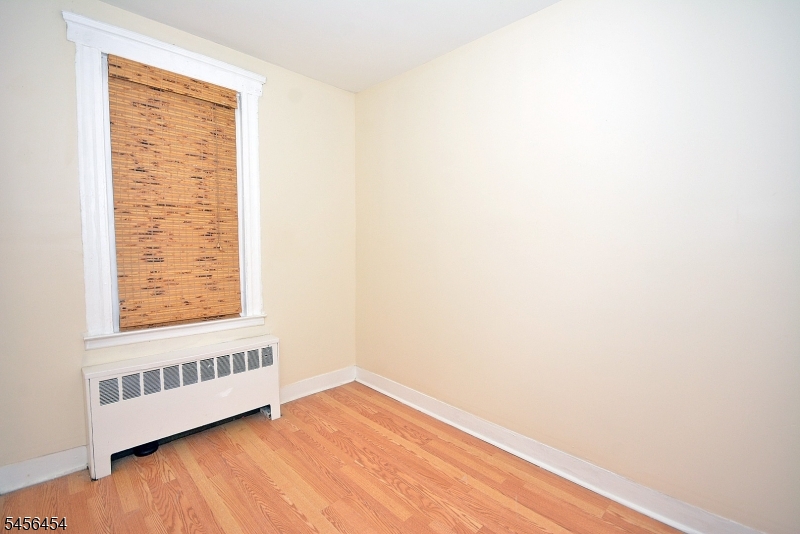 526 Court St Property Photo 15
