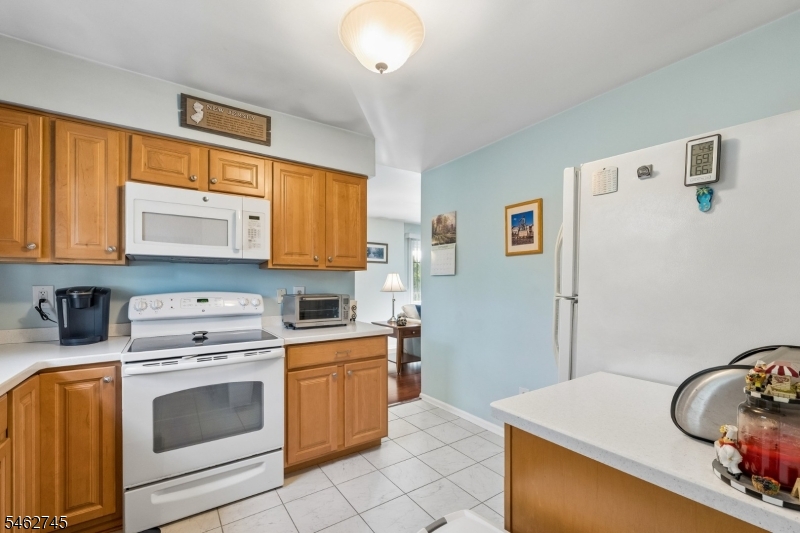 250 Nuthatch Ct Property Photo 5