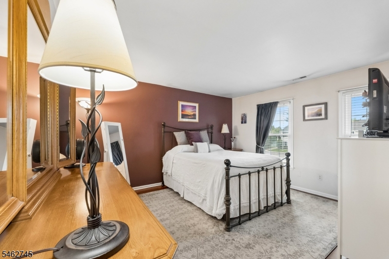 250 Nuthatch Ct Property Photo 16