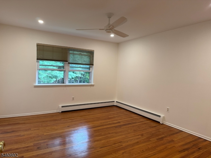 326 Hoover Ave 80 Property Photo 3