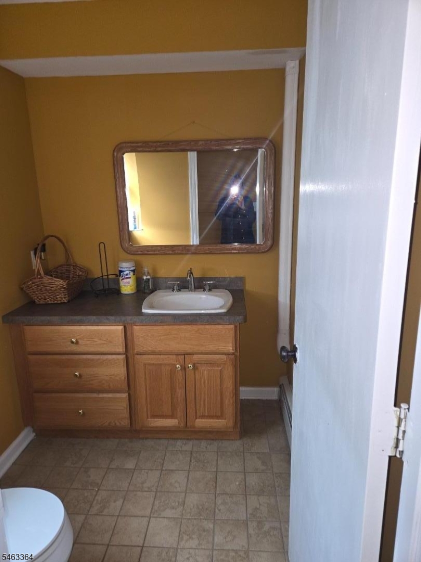 561 Northfield Ave Property Photo 17