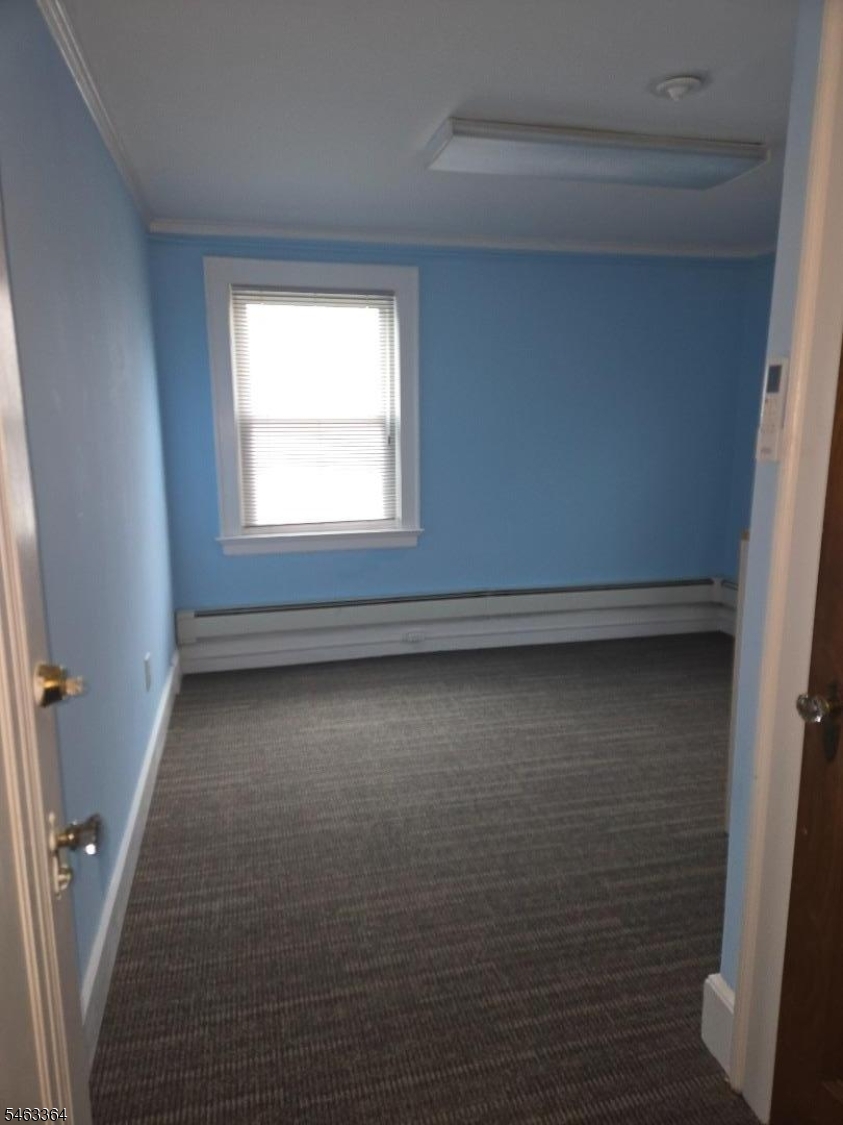 561 Northfield Ave Property Photo 20