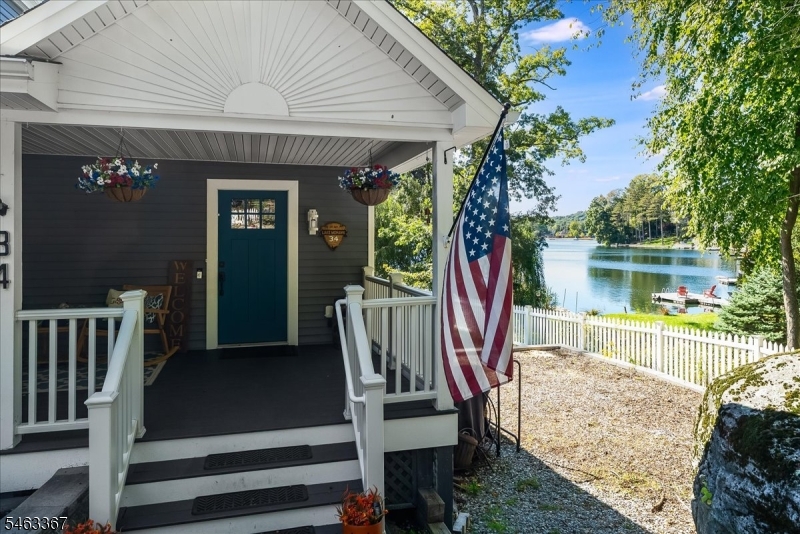 34 N Shore Trl Property Photo 3