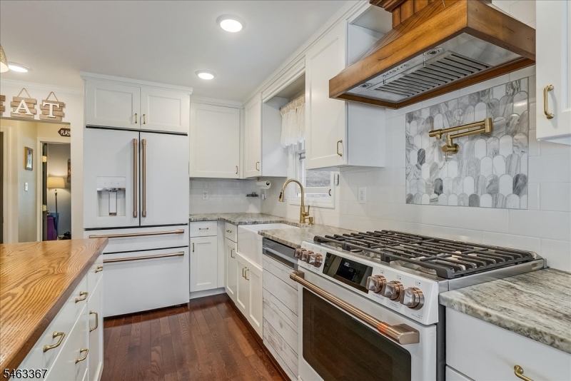 34 N Shore Trl Property Photo 7