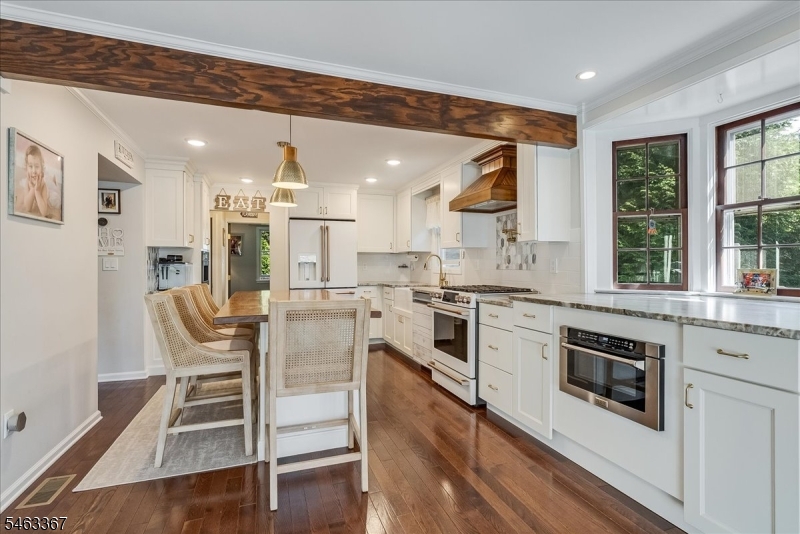 34 N Shore Trl Property Photo 9