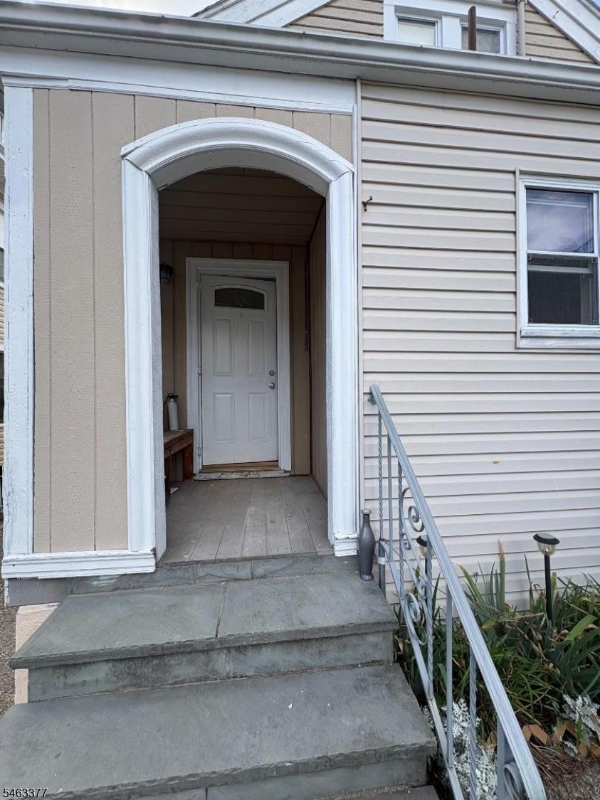 79 Midland Ave 1 Property Photo 17
