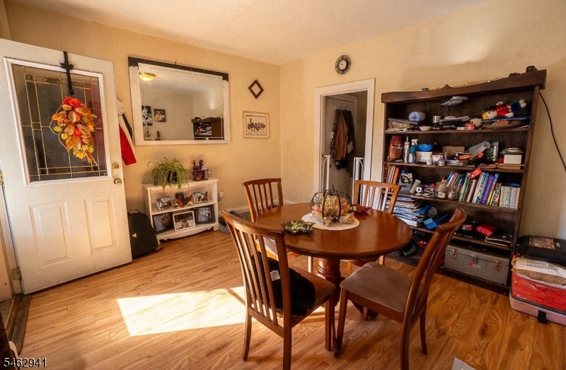 15 Lewis St Property Photo 4
