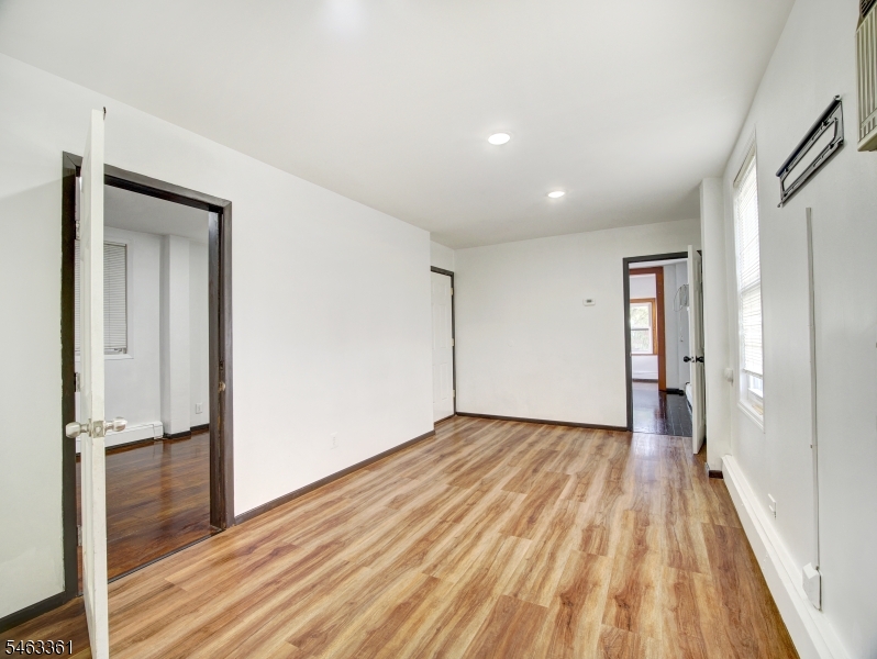 503 Franklin St Property Photo 4