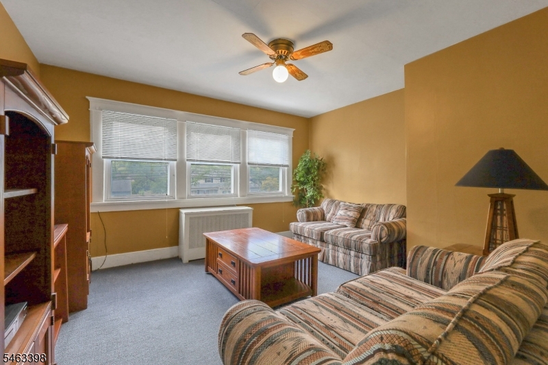 782 Valley Rd Property Photo 15