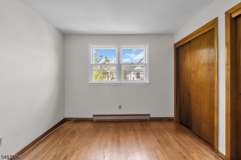 115 Van Riper Ave 2 Property Photo 11