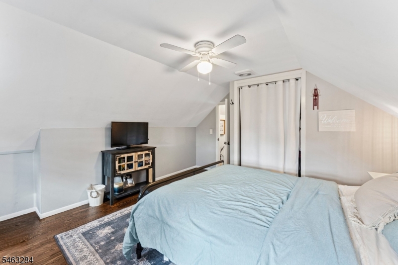 151 Harris Ave Property Photo 25