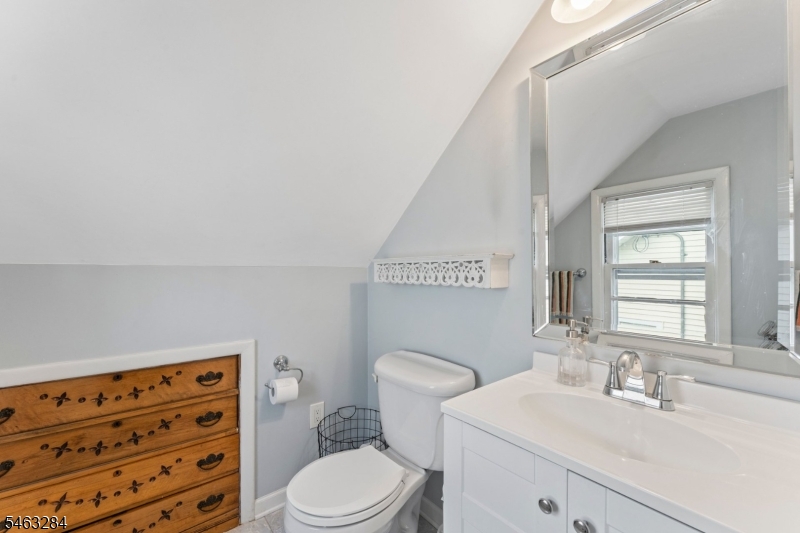 151 Harris Ave Property Photo 28
