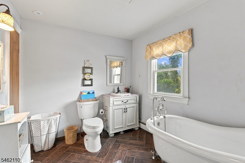 193 Sunnymead Rd Property Photo 40