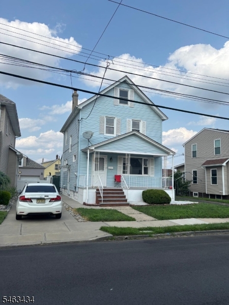 104 Lincoln Ave Property Photo 1