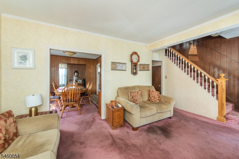 19 Whittlesey Ave Property Photo 5