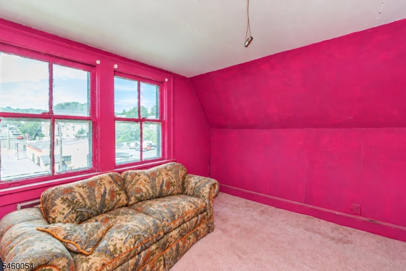 19 Whittlesey Ave Property Photo 17