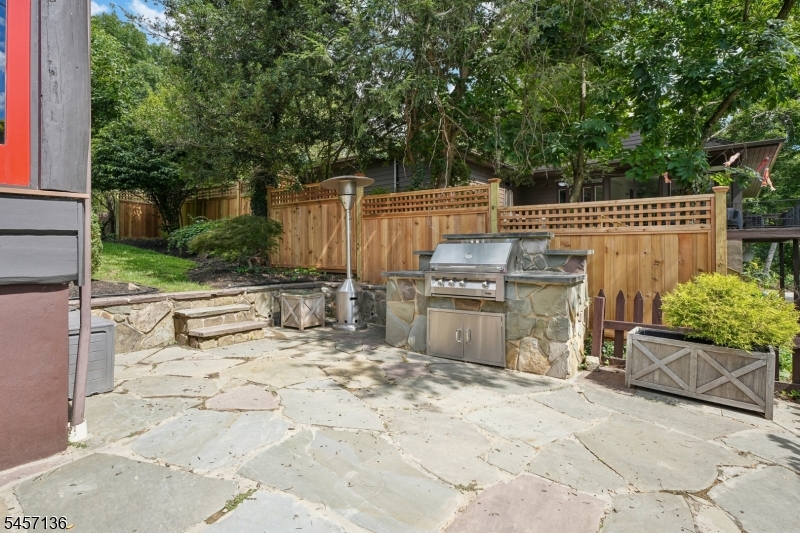 22 Lake Trail Property Photo 48