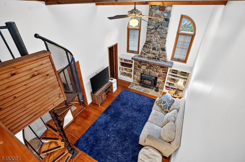 106 Demarest Rd Property Photo 8