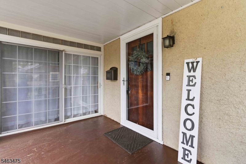 103 3rd Ave Property Photo 6