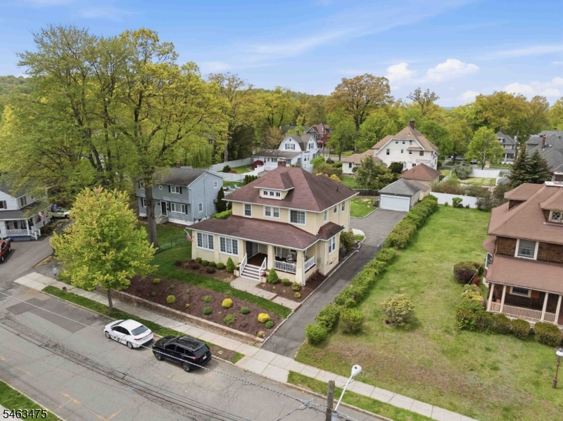 103 3rd Ave Property Photo 37