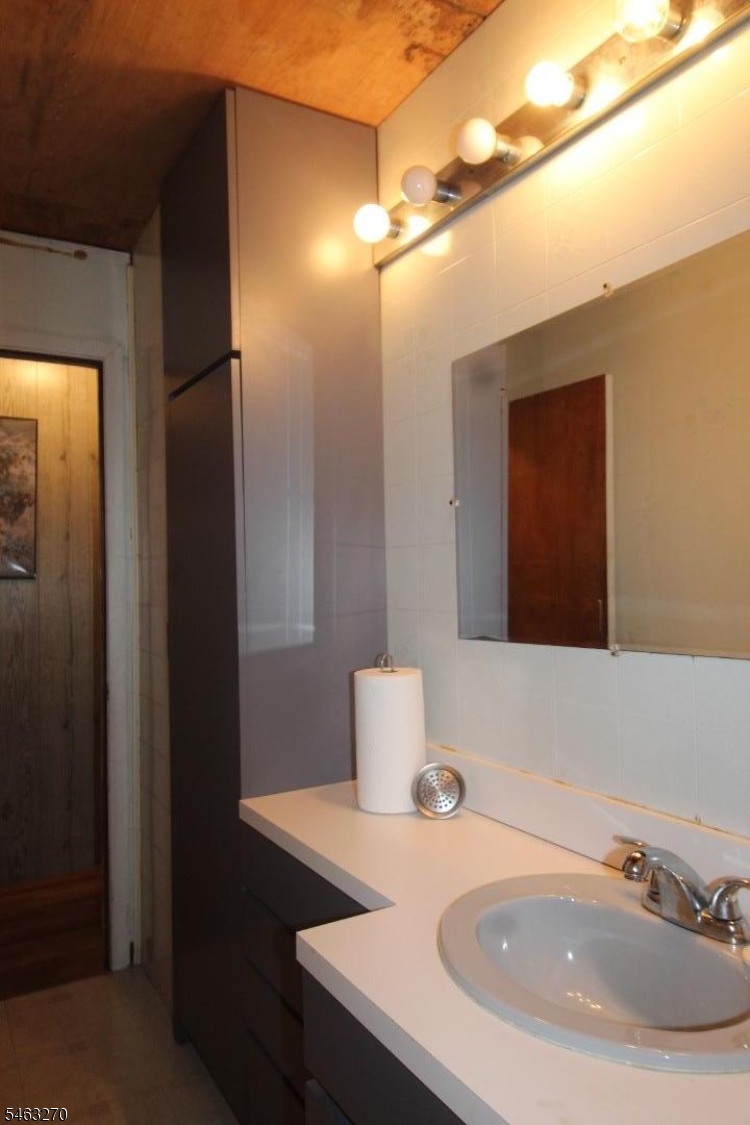 24 Hillside Rd Property Photo 22