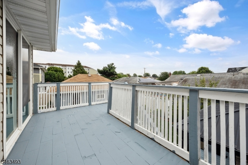 147 James St Property Photo 37
