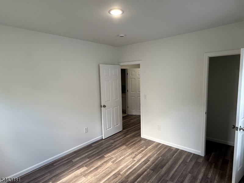 226 N Clinton St 1 Property Photo 8