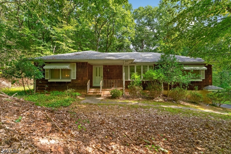 4 Hartpence Rd Property Photo 1
