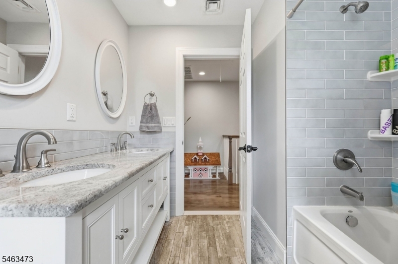 51 Princeton Ter Property Photo 24