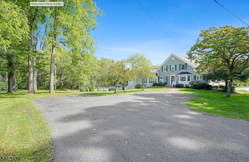 451 Delaware Rd Property Photo 2