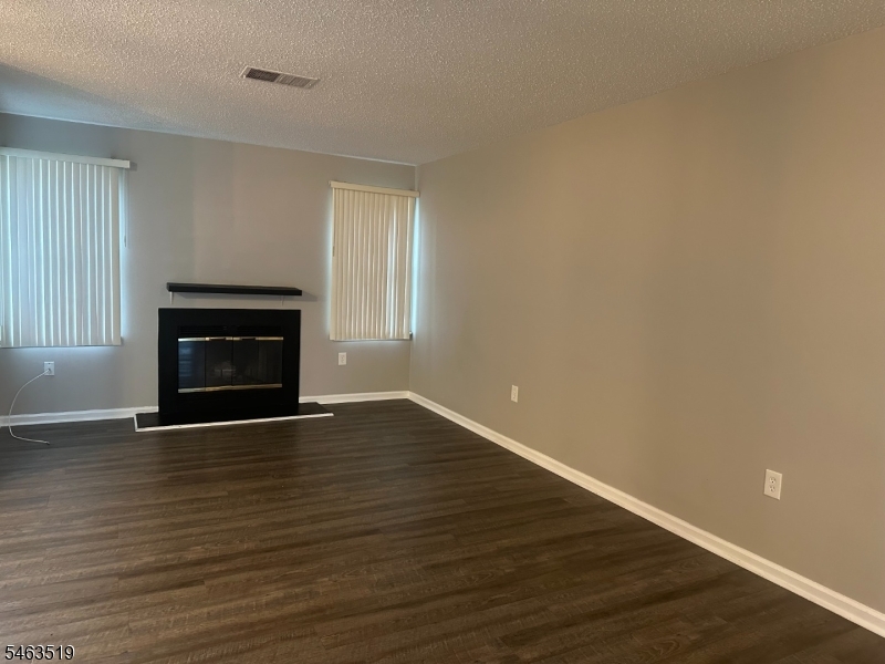 1027 Edpas Rd Property Photo 2