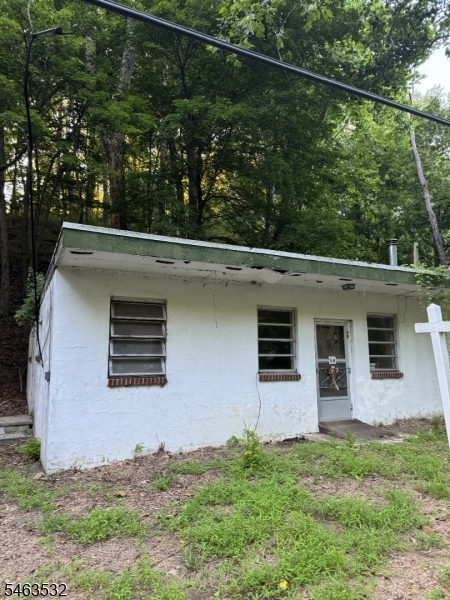 58 Hollow Rd Property Photo 1