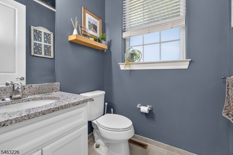 10 Highlands Way Property Photo 16