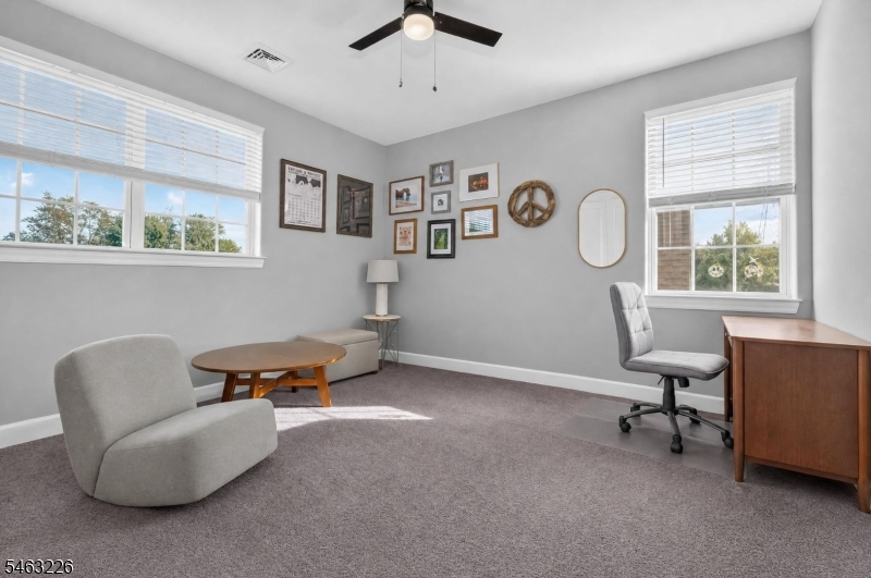 10 Highlands Way Property Photo 23