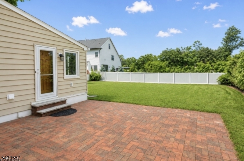 1 Roosevelt Blvd Property Photo 15