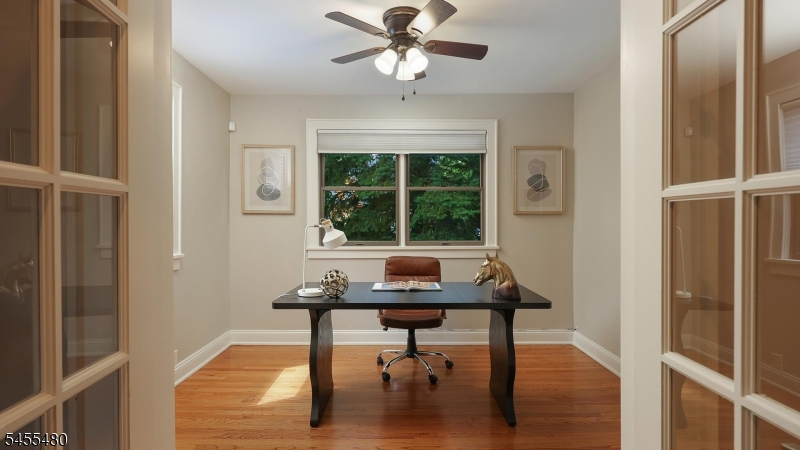 209 Midwood Pl Property Photo 11